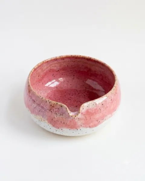Pitachágia pink ceramic matcha bowl with pouring spout